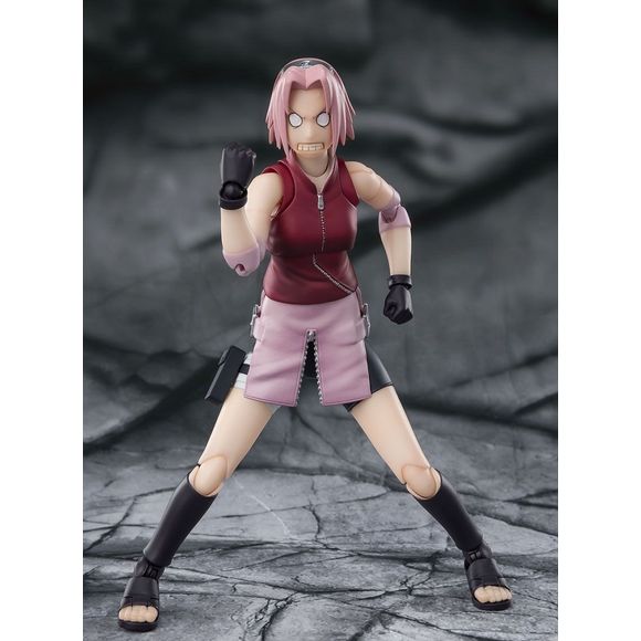 Bandai Tamashii Nations Naruto S.H.Figuarts Sakura Haruno Inheritor of Tsunade's Indominable Will Action Figure
