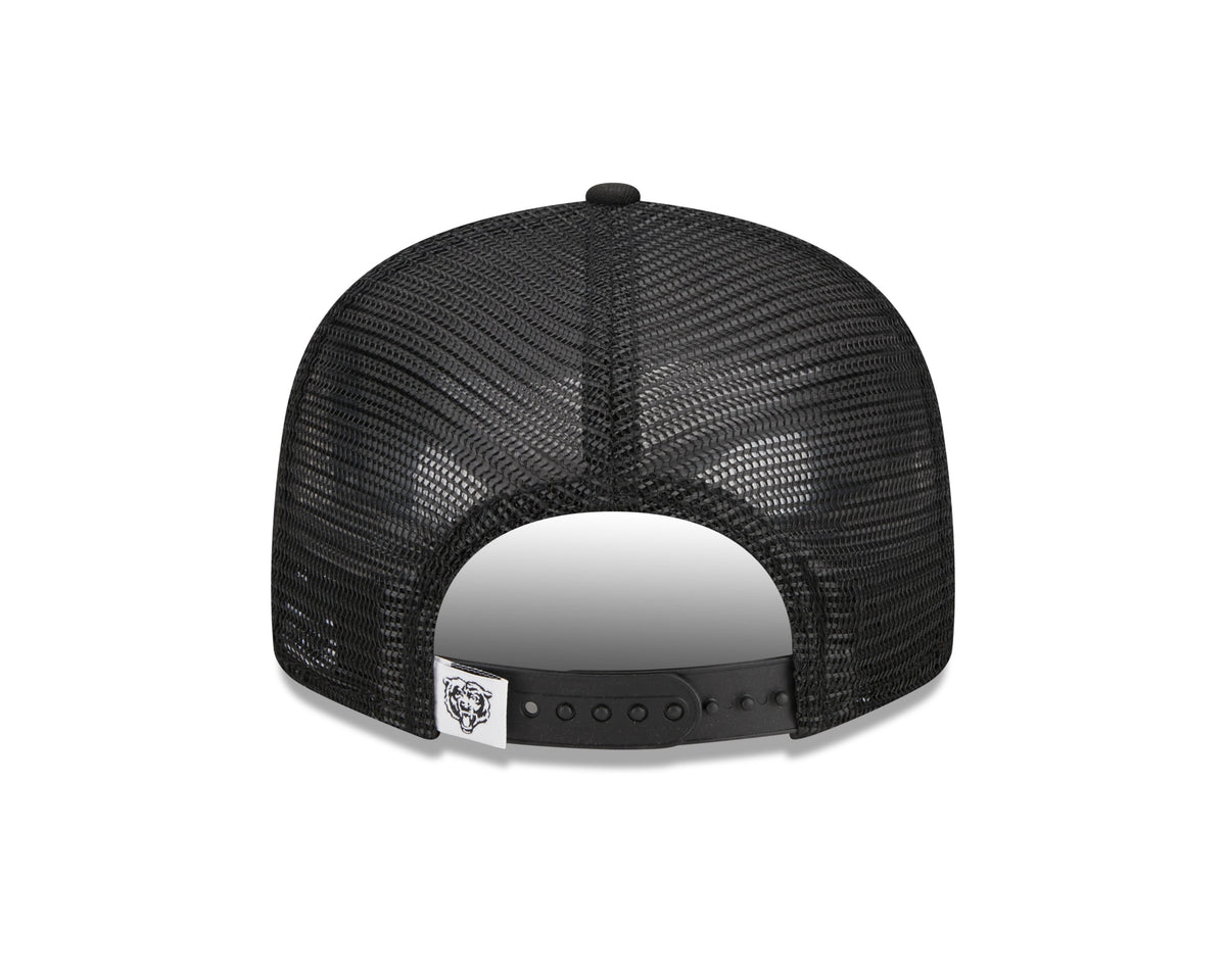 Chicago Bears New Era Primary Black and White Trucker 9FIFTY Snapback Hat
