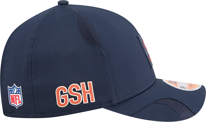 Men's Chicago Bears New Era Navy 2025 NFL Sideline Heat Alternate Logo 9FORTY M-Crown Adjustable Hat