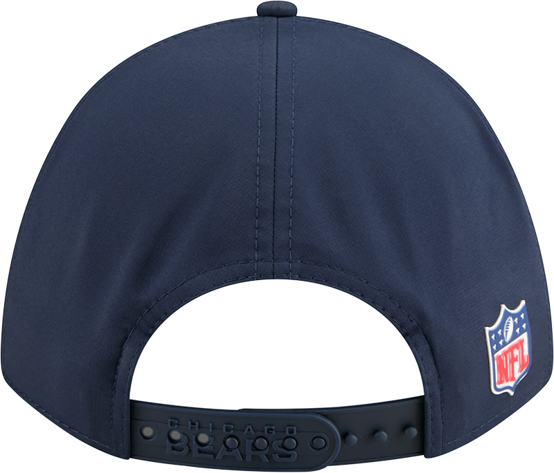 Men's Chicago Bears New Era Navy 2025 NFL Sideline Heat B 9FORTY M-Crown Adjustable Hat