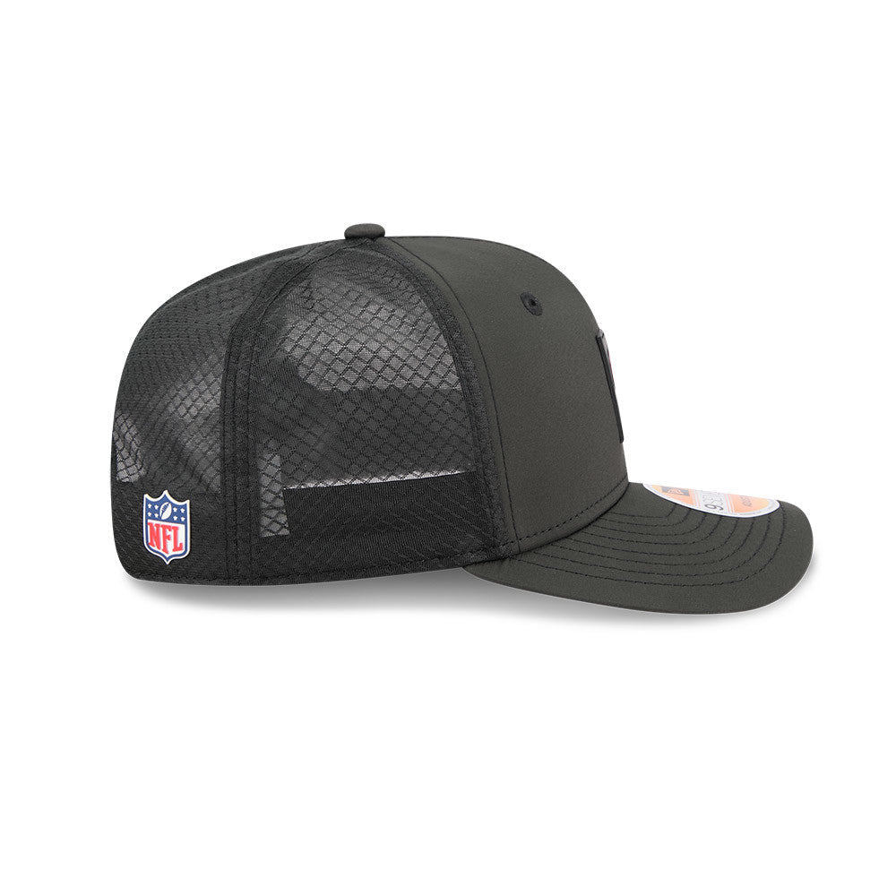 Men's San Francisco 49ers New Era Black 2025 NFL Sideline Heat 9SEVENTY Adjustable Hat