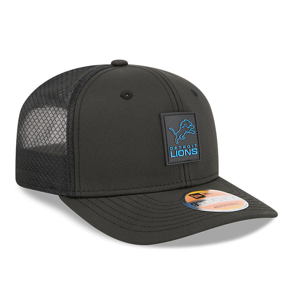 Men's Detroit Lions New Era Black 2025 NFL Sideline Heat 9SEVENTY Adjustable Hat
