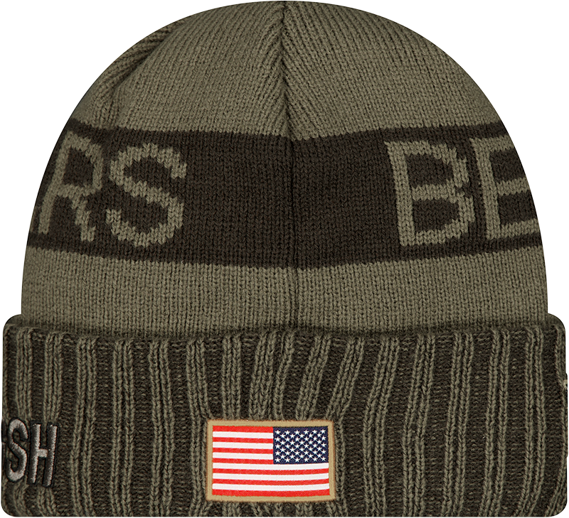 Chicago Bears New Era Green 2025 NFL Sideline Salute To Service Cuffed Knit Hat