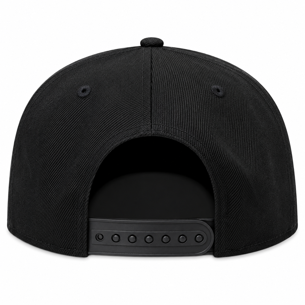 Mens Chicago White Sox New Era Black Gold Rush Cooperstown Collection Black and Gold 9FIFTY Snapback Hat