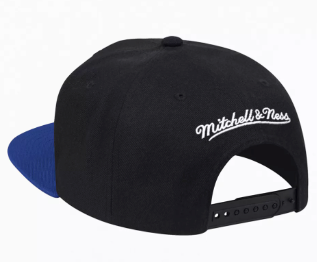 Men's New York Knicks Black/Royal NBA Core Basic HWC Mitchell & Ness Snapback Hat