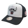 Chicago Bulls Mitchell & Ness NBA Legendary Black/White Pro Pinch Fit Snapback Hat