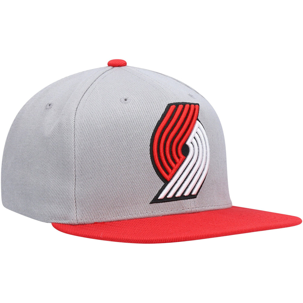 Men's Mitchell & Ness Gray Portland Trail Blazers Core Basic Snapback Hat